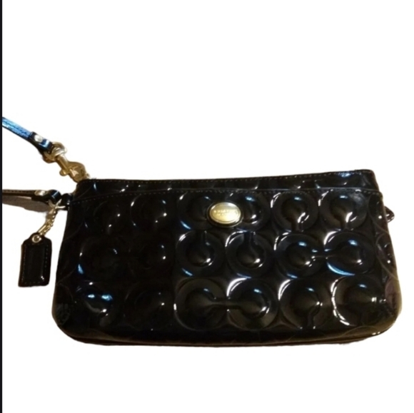 Coach Handbags - COACH Peyton Op Art Embossed Black Patent Leather Wallet/Wristlet Gently used